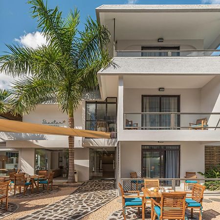 Seastar Hotel Flic-en-Flacq 외부 사진