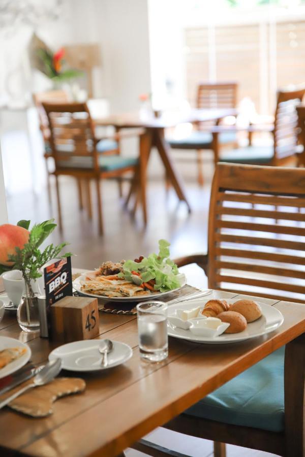 Seastar Hotel Flic-en-Flacq 외부 사진